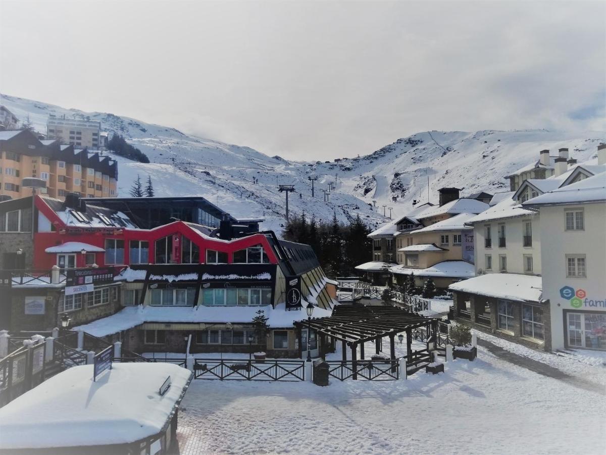 Todosierranevada Zona Baja -Plaza Principal-Junto A Los Telecabinas Sierra Nevada Exterior photo